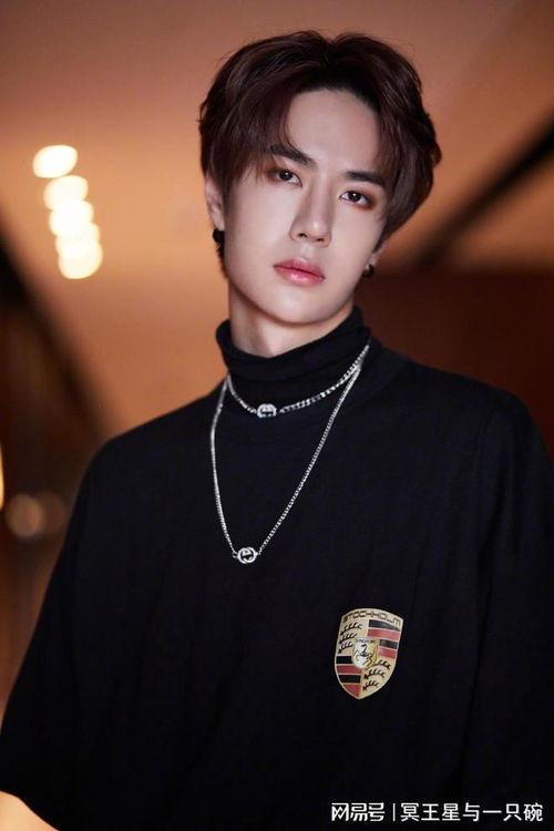 王一博照片爆料视频高清,帅气魅力全开,粉丝直呼心动不已 第3张 王一博照片爆料视频高清,帅气魅力全开,粉丝直呼心动不已 第3张