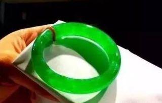 翡翠光锥爆料视频,探索神秘视频背后的科技奥秘 第2张 翡翠光锥爆料视频,探索神秘视频背后的科技奥秘 第2张